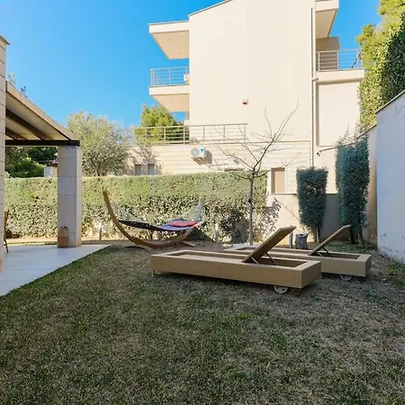 Appartamento Deluva Villa, 3bdrms, Akti Elias, Private Garden Nikiti (Sithonia)