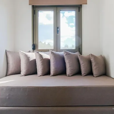 Deluva Villa, 3bdrms, Akti Elias, Private Garden Appartamento
