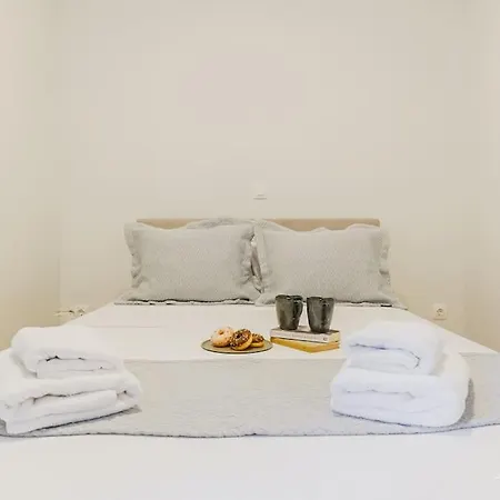 Apartment Deluva Villa, 3bdrms, Akti Elias, Private Garden *